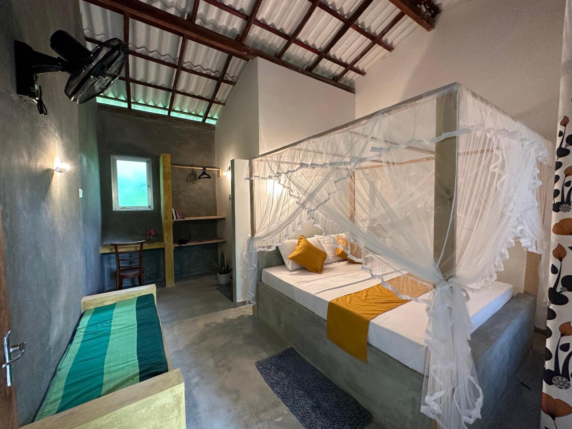 Midigama Inn Ahangama Exterior photo